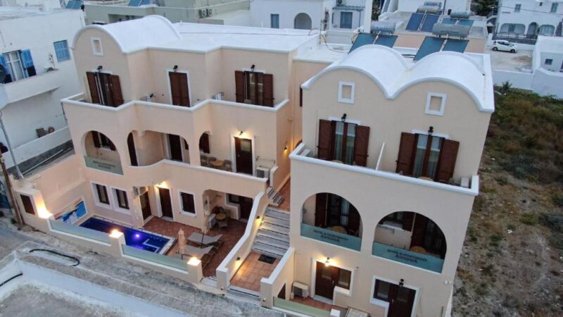 Antonia Apartments