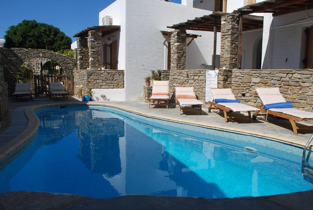 Siroco’s Rooms And Studios , Parikia , Paros