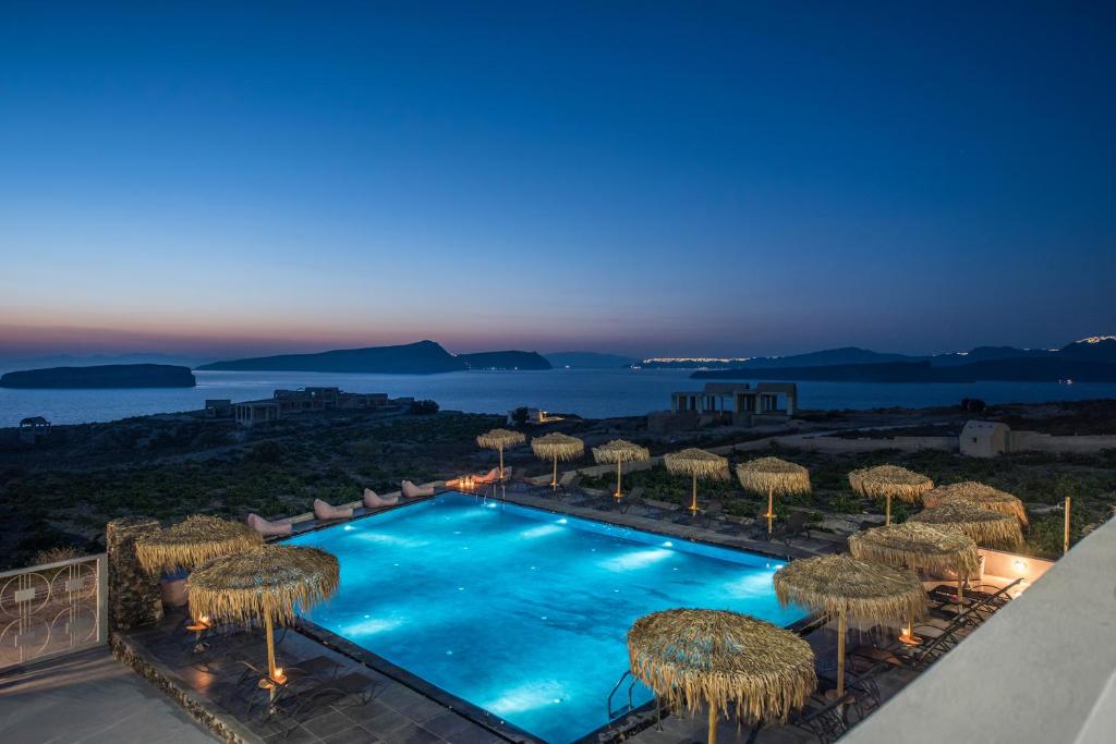 Sunset Faros , Akrotiri , Santorini