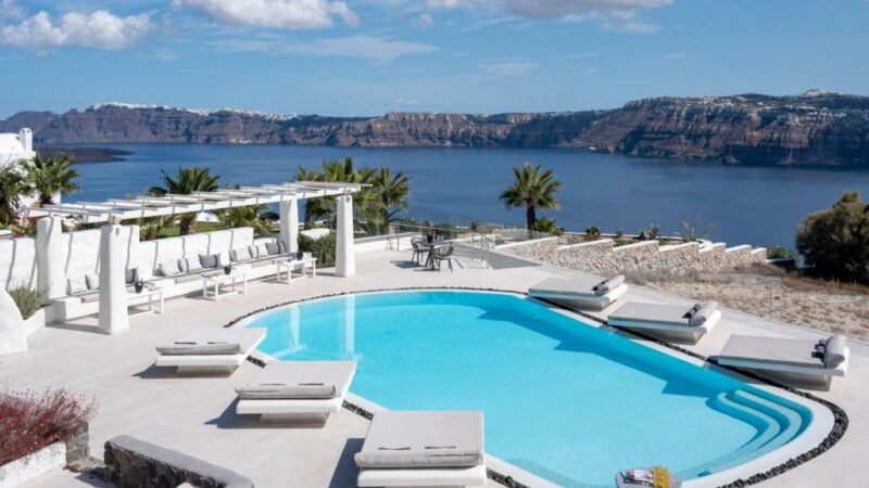 Elements of Caldera Suites , Akrotiri , Santorini