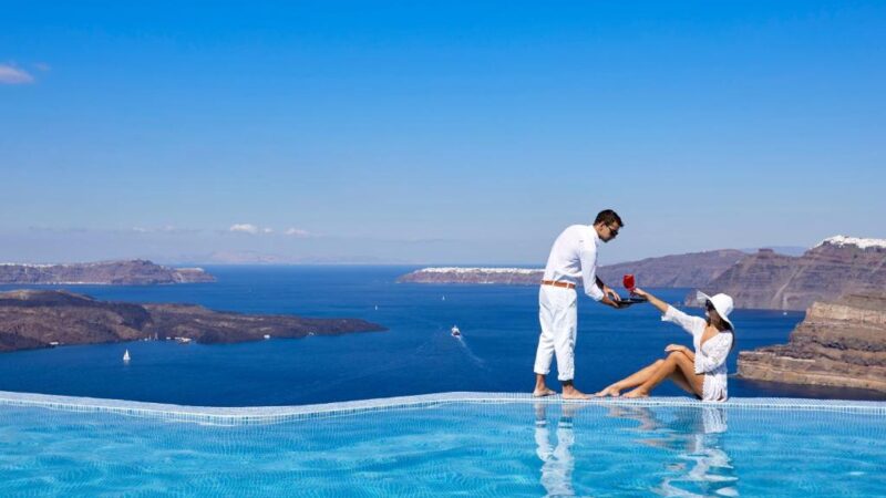 Suites of the Gods Cave Spa Hotel , Caldera Megalochori , Santorini